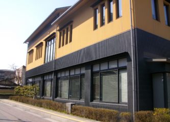 兵庫県豊岡市豊岡図書館本館
