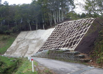 法面工事:森林基幹道改良事業(4基改2-1号)